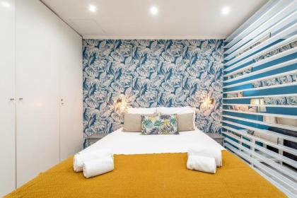Madalena Charming Long Studio - image 4
