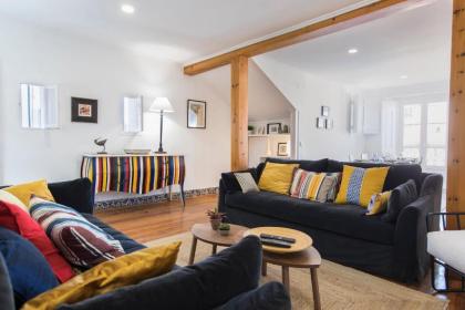 LovelyStay - Bairro Alto Terrace Wonder - image 1