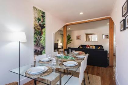 LovelyStay - Bairro Alto Terrace Wonder - image 10