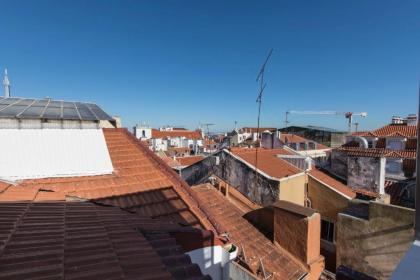 LovelyStay - Bairro Alto Terrace Wonder - image 11