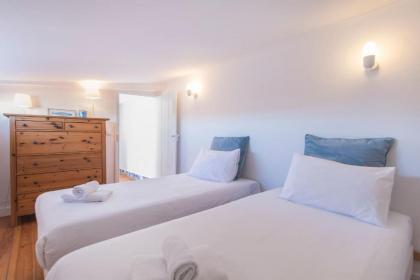 LovelyStay - Bairro Alto Terrace Wonder - image 2