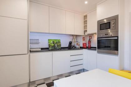 LovelyStay - Bairro Alto Terrace Wonder - image 8
