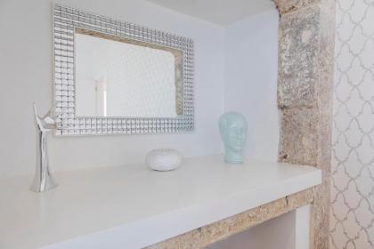 LovelyStay - Lusitano's Heart 2BDR Apartment in Alfama - image 5