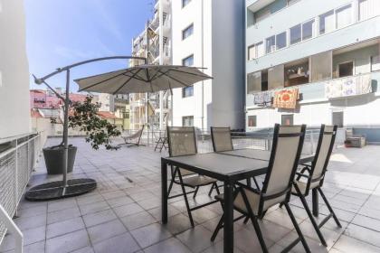 Almirante Terrace by Homing - image 9