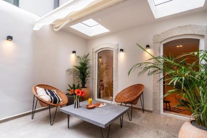 Bright and Airy Flat in Santos by GuestReady - image 8