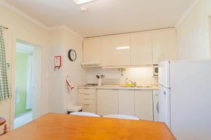 'White House' Apartment- Alfama - image 8