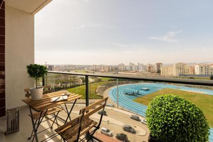 Modern deco apartment with balcony - image 17