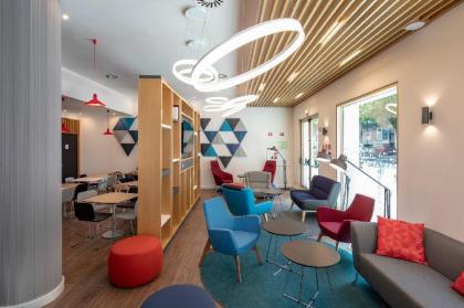 HOLIDAY INN EXPRESS LISBON - PLAZA SALDANHA - image 9