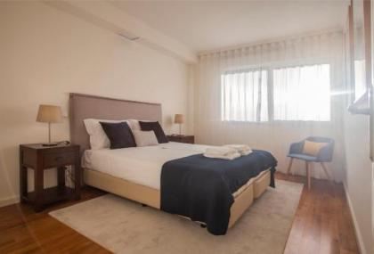 Saldanha Executive Apartment by The Portuguese Butler - image 4