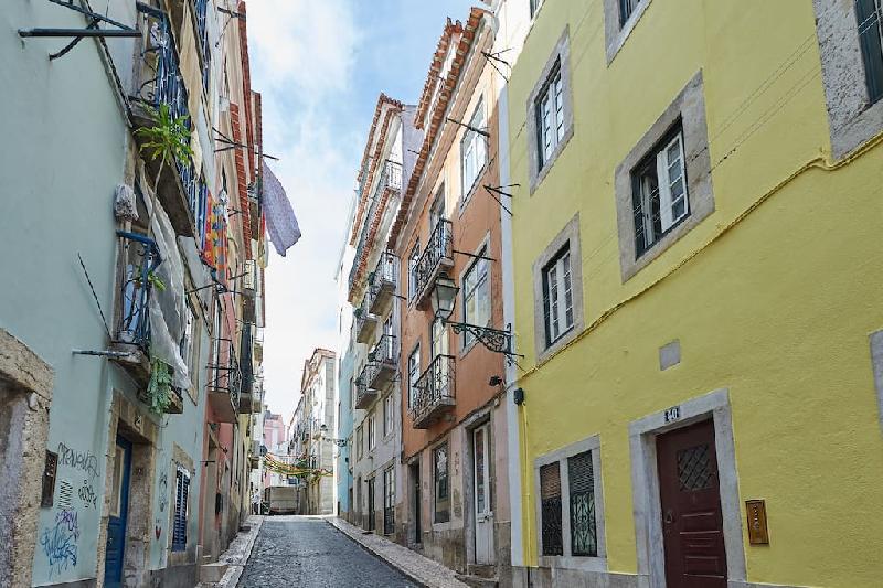 Bairro Arte - Center Lisbon with AC/4 beds/2 bath - image 2