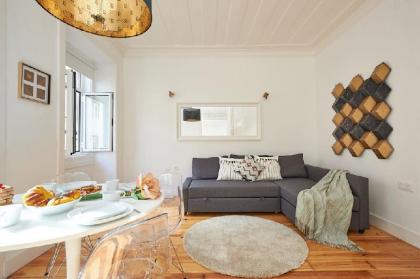 Bairro Arte - Center Lisbon with AC/4 beds/2 bath - image 3