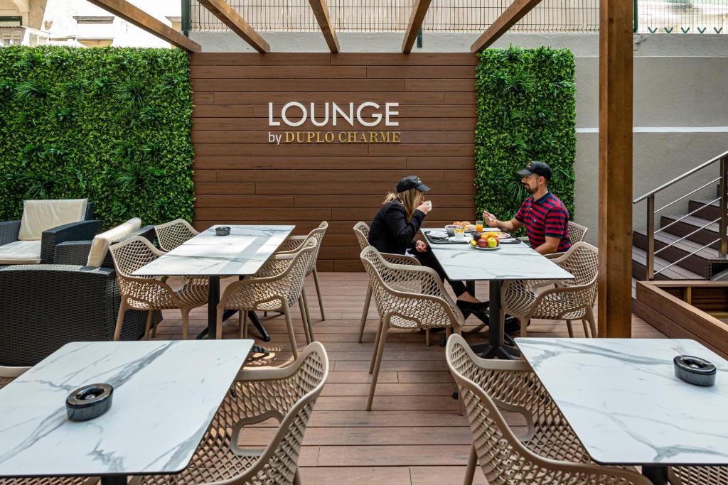 Duplo Charme Boutique Hotel - image 3