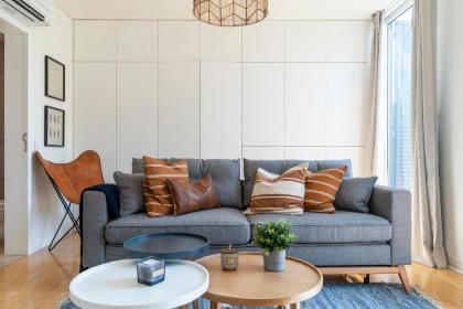 Modern stylish 1 bedroom with varanda near Avenida - image 8