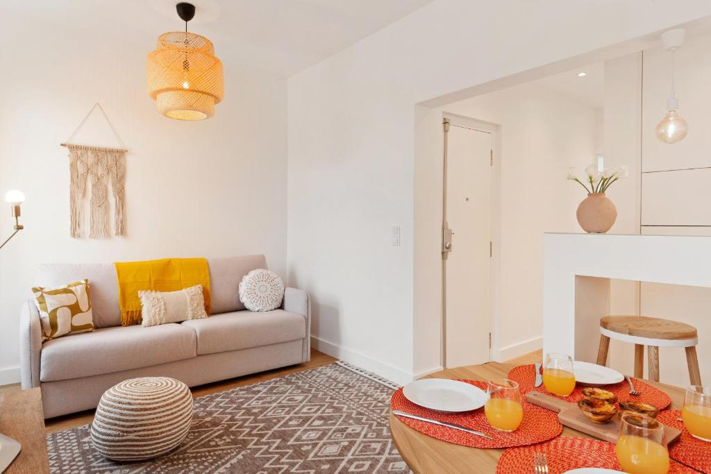 Gorgeous Portuguese 1 Bedroom flat in Belém - main image