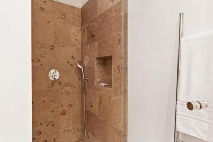 Gorgeous Portuguese 1 Bedroom flat in Belém - image 14