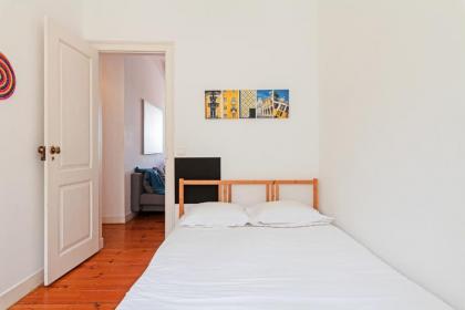 Quiet and sunny place - image 18