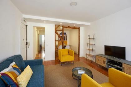 Bica Apartment - image 1