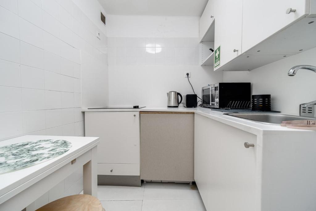 Nomads Lisbon Castello Flats - image 7