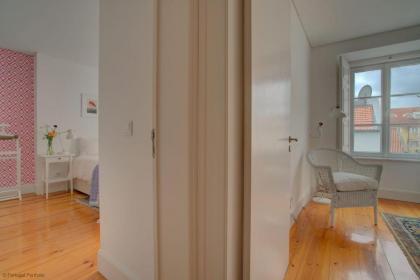 Tracey & Neill's Place in Principe Real - image 12