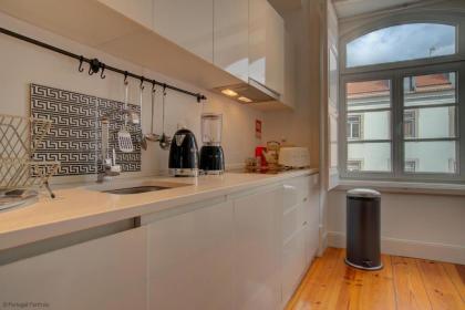 Tracey & Neill's Place in Principe Real - image 17