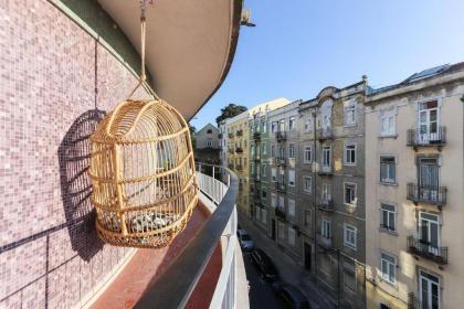 Marques Balcony by Homing - image 3