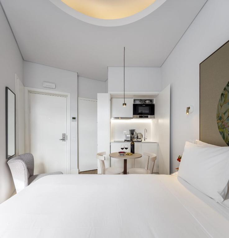 Lisbon Serviced Apartments - Madalena - image 2