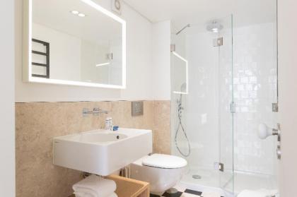 Boutique Chiado Suites - image 18