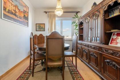 Bright Flat for 6 in Central Graça by GuestReady - image 14