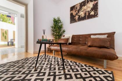 1bd Industrial-Styled Home in Lisbon by GuestReady - image 19