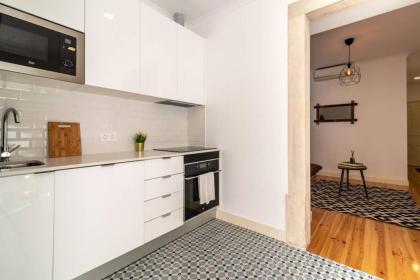 1bd Industrial-Styled Home in Lisbon by GuestReady - image 20