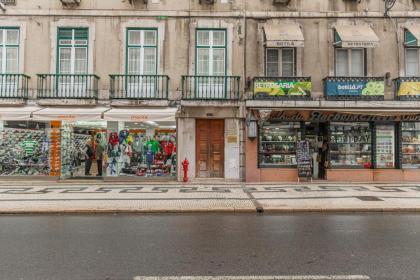 Upscale & Trendy flat in the Center - image 17
