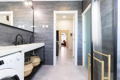 Rato Design with Terrace by Homing - image 17