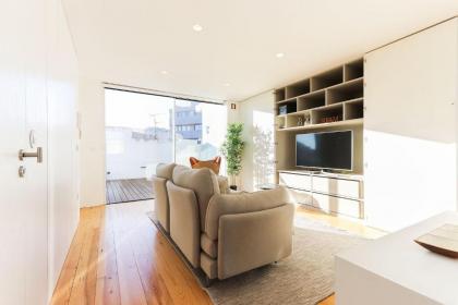 Marques de Pombal Duplex with Terrace by Homing - image 1
