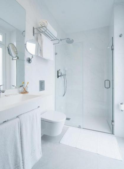 Lx SoHo Boutique Hotel - image 12