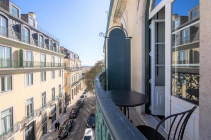 Nomad's Fine Arts in Chiado with Garage - image 12