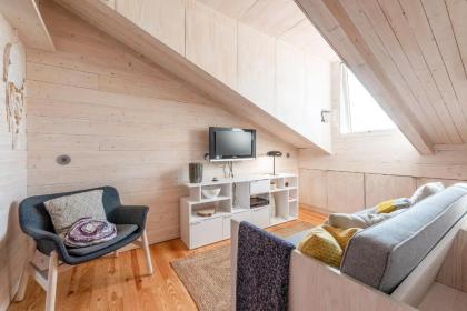 Barão Viewpoint Bright and Airy Flat Fits 3! - image 3