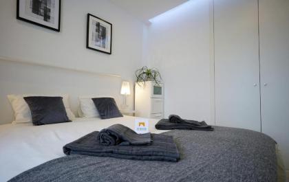 Expo Oriente 2 Bedrooms by GT House - image 9