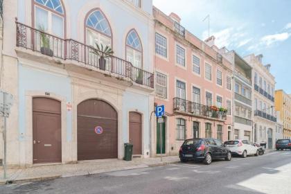 Casa Boma Lisboa - Typical and Spacious Apartment - Lapa II - image 4