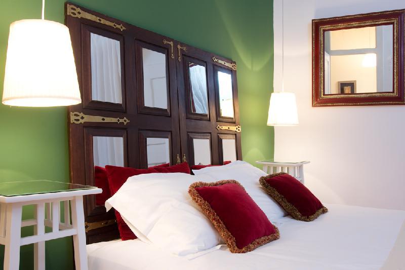 Timeless Art - Spend Time in Artly Lisbon - image 3