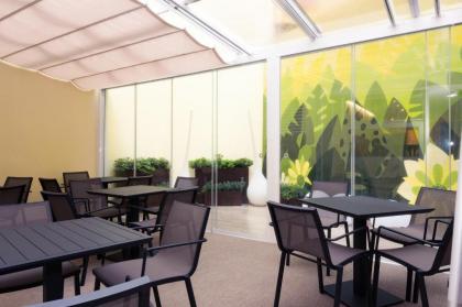 The Leaf Boutique Hotel - image 4