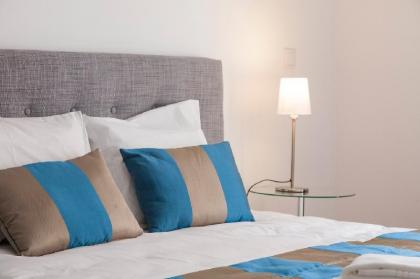 Downtown Cozy Apartment - image 18