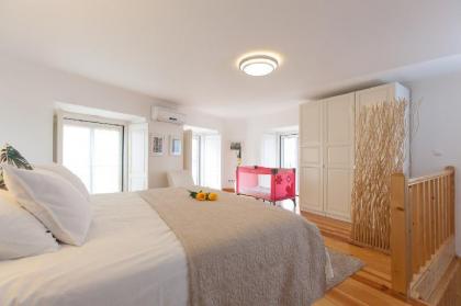 Lisbon House - image 13