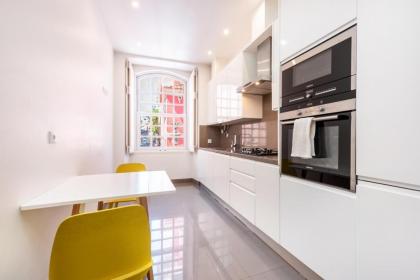 GuestReady - Contemporary Chic 3BR Apt Bairro Alto - image 12