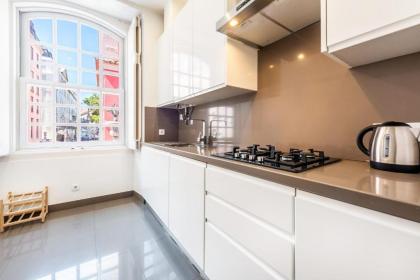 GuestReady - Contemporary Chic 3BR Apt Bairro Alto - image 13