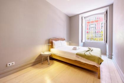 GuestReady - Contemporary Chic 3BR Apt Bairro Alto - image 5