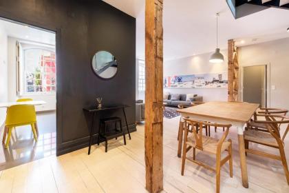 GuestReady - Contemporary Chic 3BR Apt Bairro Alto - image 7