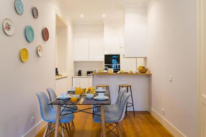 LovelyStay - Cozy 3BDR Apartment in Estrela - image 18