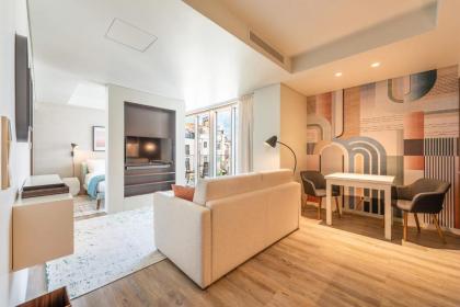 Midcentury Studio with Balcony in Santos 401 - image 17