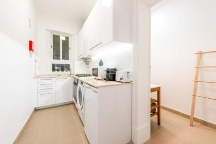 Castle- Apt for up to 4 guests in Saldanha - image 17
