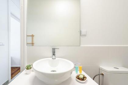 Fado- Apt for up to 4 guests in Saldanha - image 9